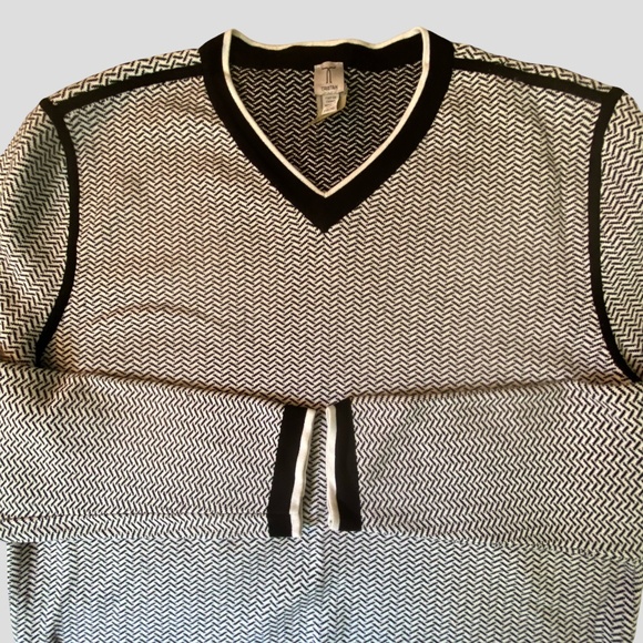 Tristan Mens Black/White Chevron Pattern Soft V-neck Cozy Knit Sweater-Sz-XL - Picture 1 of 16